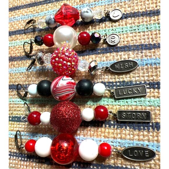 Symbols of Love Set of 5 Dark Bronze Dangle Stitch Markers Handmade - Picture 1 of 4